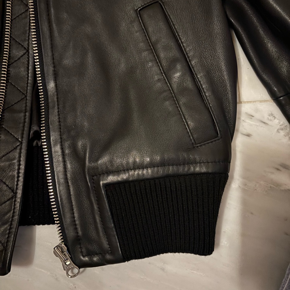Quince Black Leather Bomber Jacket - Picture 3 of 12